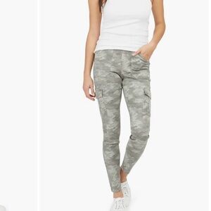 SPANX Stretch Twill Ankle Cargo Pants Stone Wash Camo Size S